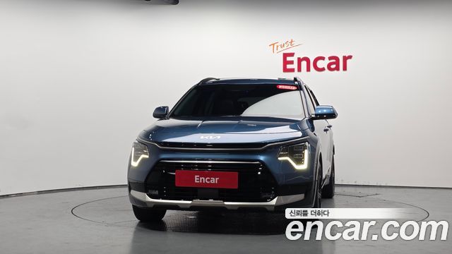 Kia Niro Signature 2022 — фото 3