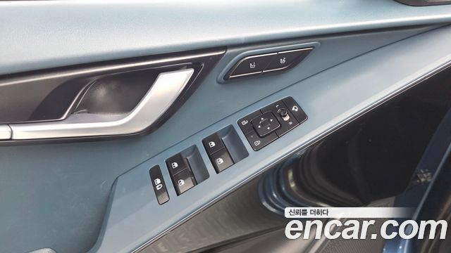 Kia Niro Signature 2022 — фото 31