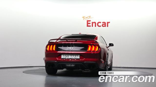 Ford Mustang GT Coupe 2019 — фото 4
