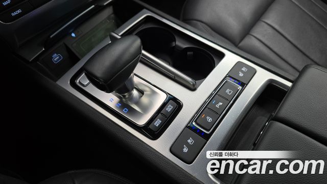 Genesis G80 3.3 GDI AWD Luxury 2019 — фото 9