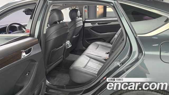 Genesis G80 3.3 GDI AWD Luxury 2019 — фото 11