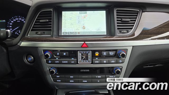 Genesis G80 3.3 GDI AWD Luxury 2019 — фото 12