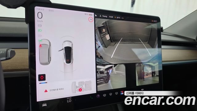 Tesla Model Y Standard Range RWD 2021 — фото 15