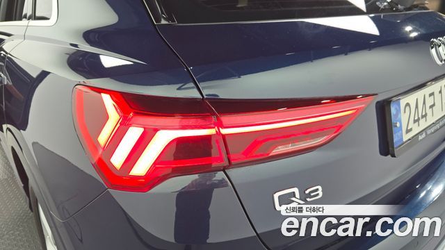 Audi Q3 (F3) 35 TDI Premium 2020 — фото 23