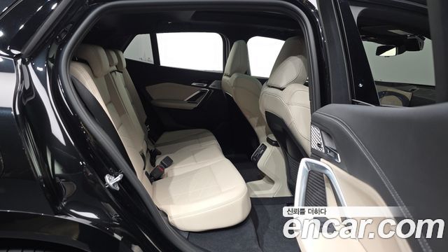 BMW iX2 (U10) eDrive 20 M Sport 2024 — фото 16