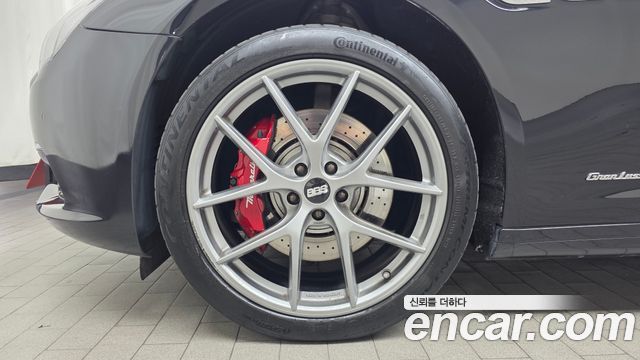 Maserati Quattroporte 3.0 Diesel Granlusso 2018 — фото 5
