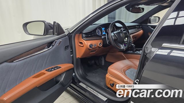 Maserati Quattroporte 3.0 Diesel Granlusso 2018 — фото 10