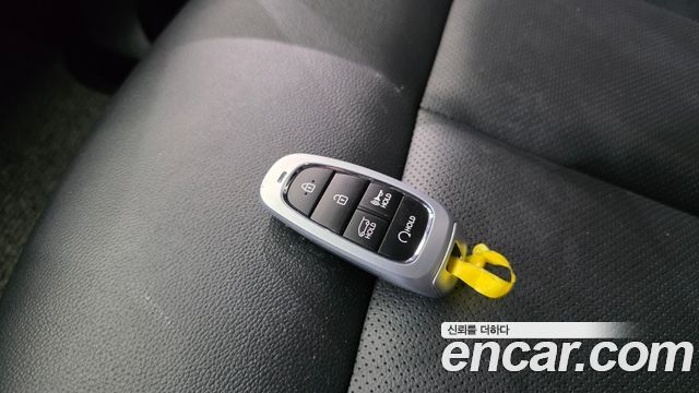 Hyundai Staria Cargo 3-Seater Modern 2024 — фото 31