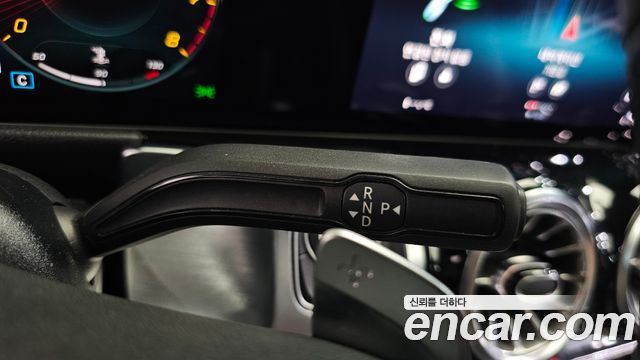 Mercedes-Benz GLB-Class (X247) GLB250 4MATIC 2021 — фото 9