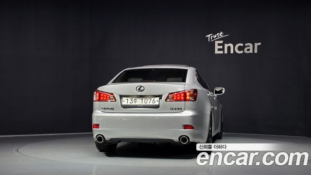Lexus IS250 Premium XE20 2011 — фото 4