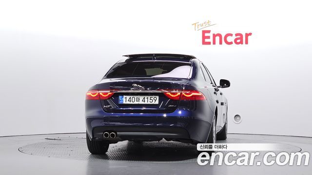 Jaguar XF (X260) 20d Prestige 2017 — фото 4