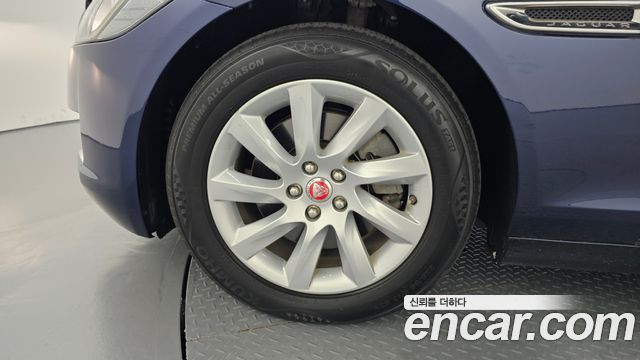 Jaguar XF (X260) 20d Prestige 2017 — фото 5