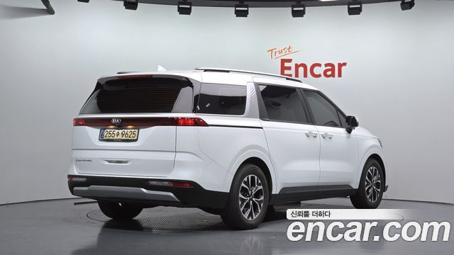 Kia Carnival (IV) Gasoline 9-Seater Prestige 2021 — фото 2