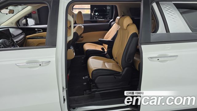 Kia Carnival (IV) Gasoline 9-Seater Prestige 2021 — фото 11