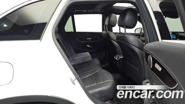 Mercedes-Benz GLC-Class (X253) GLC300 4MATIC 2020 — фото 12