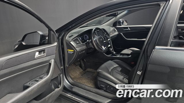 Hyundai Sonata New Rise Hybrid Modern 2019 — фото 10