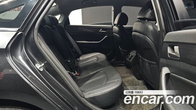 Hyundai Sonata New Rise Hybrid Modern 2019 — фото 11