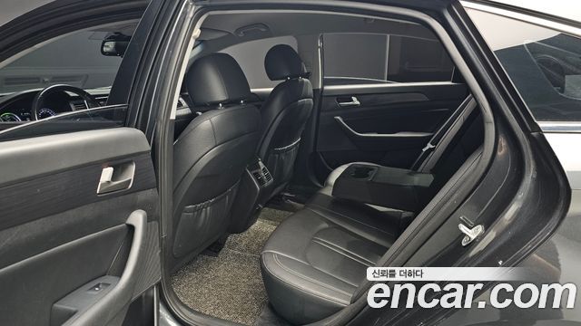 Hyundai Sonata New Rise Hybrid Modern 2019 — фото 12