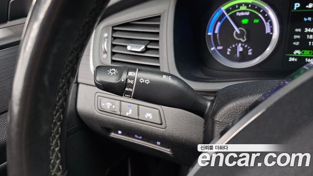 Hyundai Sonata New Rise Hybrid Modern 2019 — фото 17