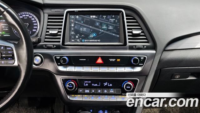 Hyundai Sonata New Rise Hybrid Modern 2019 — фото 19