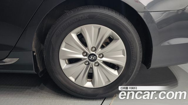 Hyundai Sonata New Rise Hybrid Modern 2019 — фото 21