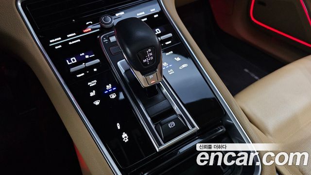 Porsche Panamera (971) 3.0 AWD 2020 — фото 9