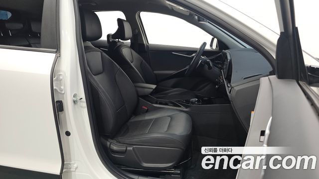 Kia Niro Prestige 2024 — фото 10