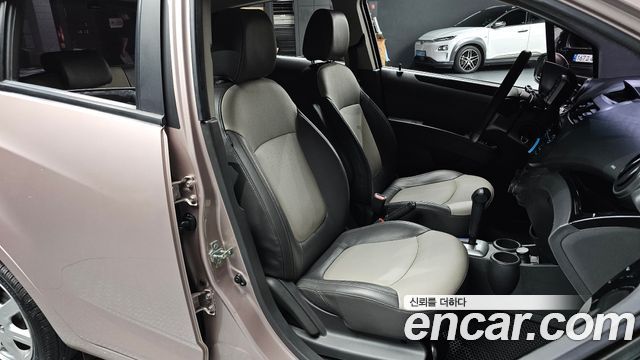 Chevrolet Spark LS Star 2012 — фото 11