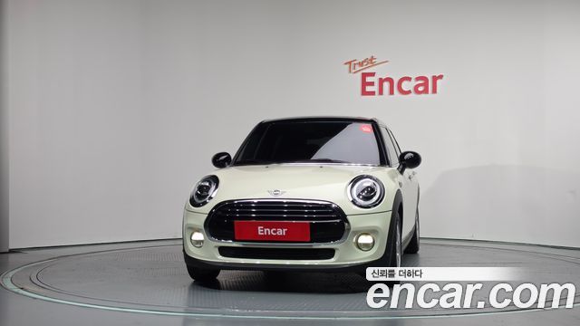 MINI Cooper 5door Find Leather Edition 3rd 2019 — фото 3