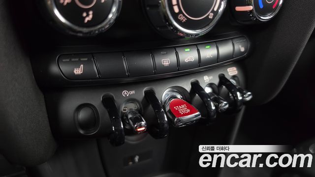 MINI Cooper 5door Find Leather Edition 3rd 2019 — фото 27