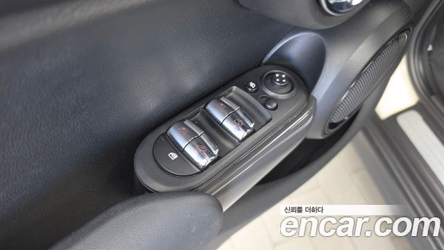 MINI Cooper 5door Find Leather Edition 3rd 2019 — фото 30