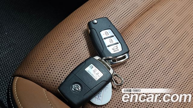 KG Mobility (SsangYong) Torres Gasoline 1.5 4WD T7 2023 — фото 34