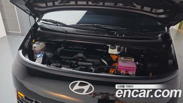Hyundai Staria HEV 1.6 Cargo 5-Seater Modern 2025 — фото 6