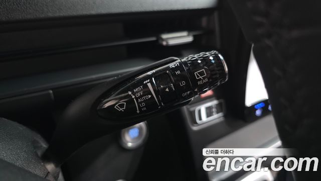 Hyundai Staria HEV 1.6 Cargo 5-Seater Modern 2025 — фото 27