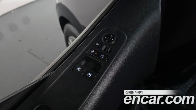 Hyundai Staria HEV 1.6 Cargo 5-Seater Modern 2025 — фото 28