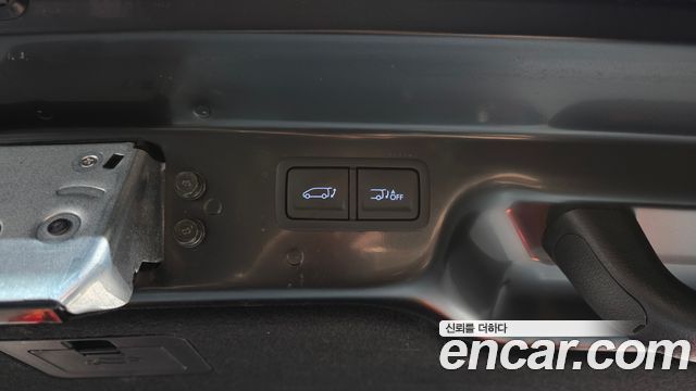 Hyundai Staria HEV 1.6 Cargo 5-Seater Modern 2025 — фото 31