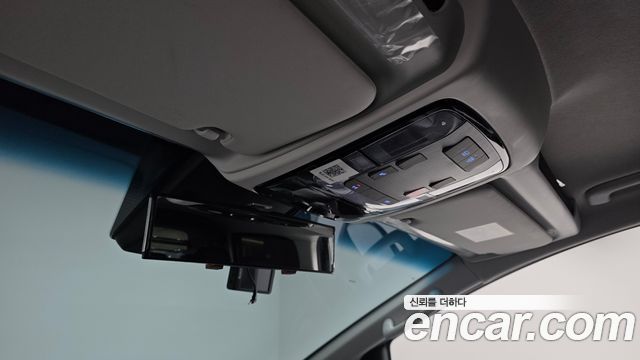 Hyundai Staria HEV 1.6 Cargo 5-Seater Modern 2025 — фото 33