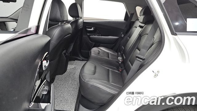 Kia Niro EV Prestige 2022 — фото 11