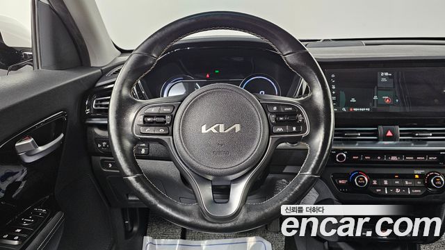 Kia Niro EV Prestige 2022 — фото 14