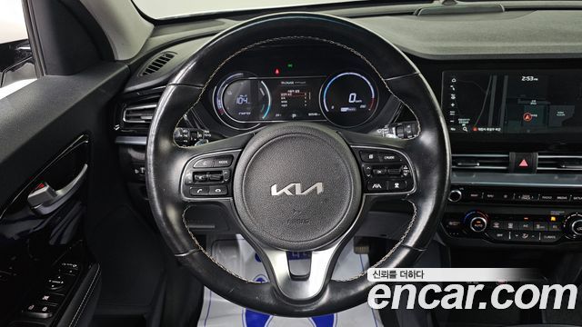 Kia Niro EV Prestige 2022 — фото 14