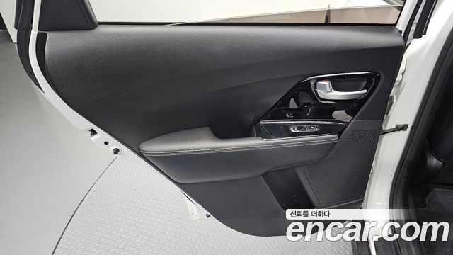 Kia Niro EV Prestige 2022 — фото 25