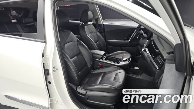 Kia Niro EV Prestige 2022 — фото 26