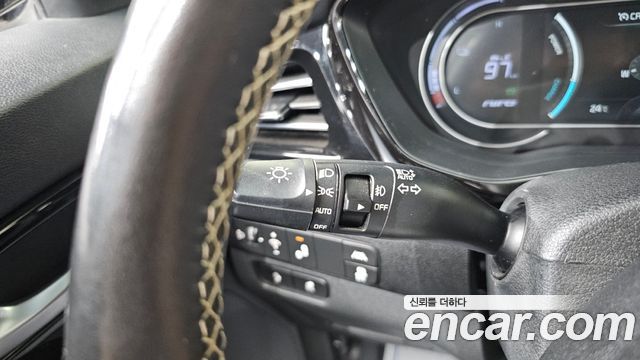 Kia Niro EV Prestige 2022 — фото 28