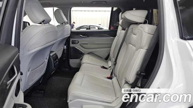 Jeep Grand Cherokee (WL) L 3.6 Overland 2022 — фото 32
