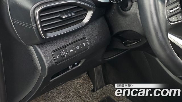 Hyundai Santa Fe Diesel 2.2 2WD Premium Choice 2021 — фото 28