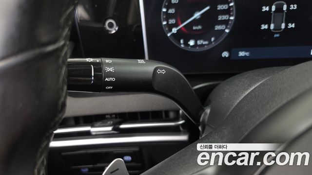 Hyundai Tucson (NX4) Gasoline 1.6 Turbo 2WD Inspiration 2024 — фото 29