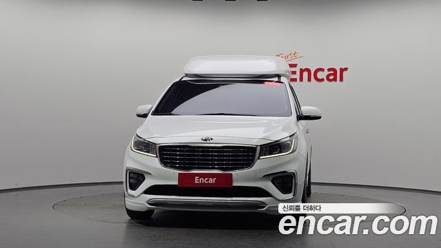 Kia Carnival 9-Seater Hi-Limousine Prestige 2019 — фото 3