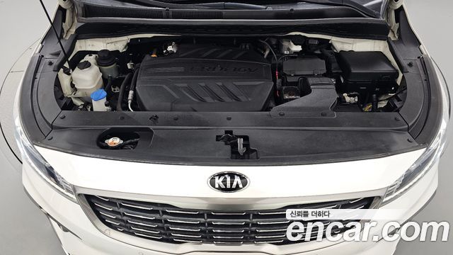 Kia Carnival 9-Seater Hi-Limousine Prestige 2019 — фото 6