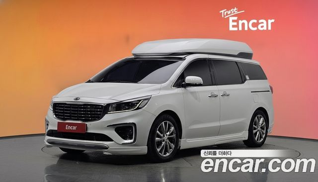 Kia Carnival 9-Seater Hi-Limousine Prestige 2019 — фото 1