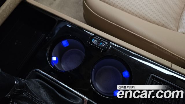 Kia Carnival 9-Seater Hi-Limousine Prestige 2019 — фото 31